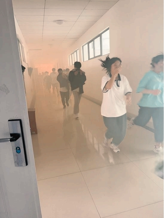 图片3.jpg 图片3.jpg