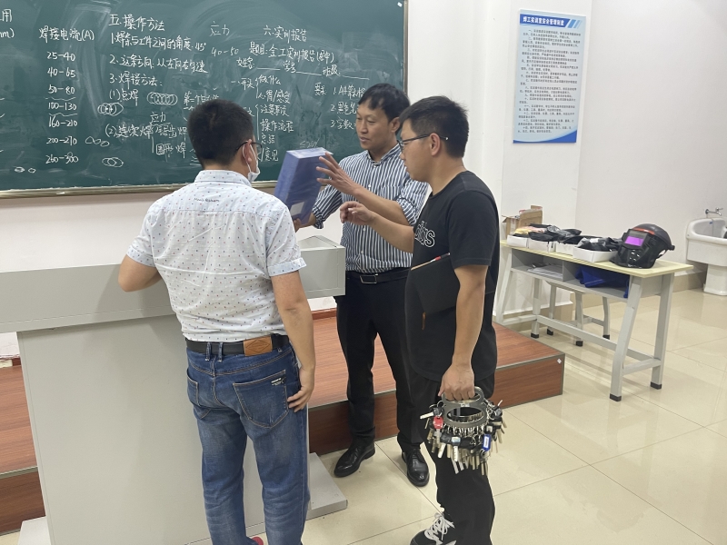 图片1.jpg 图片1.jpg