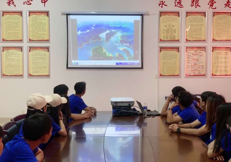 图片2.jpg 图片2.jpg