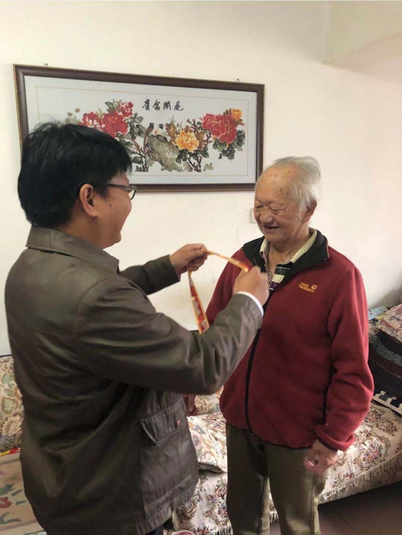 2019年9月老干简讯照片2.jpg