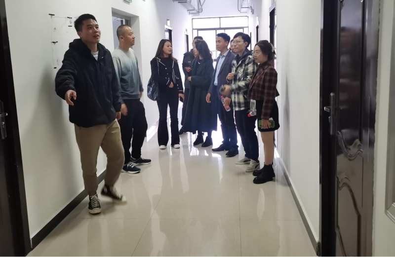 图片4.jpg 图片4.jpg