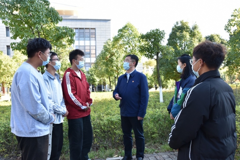 图片4.jpg 图片4.jpg