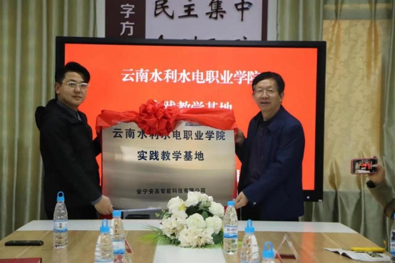 图片15.jpg 图片15.jpg