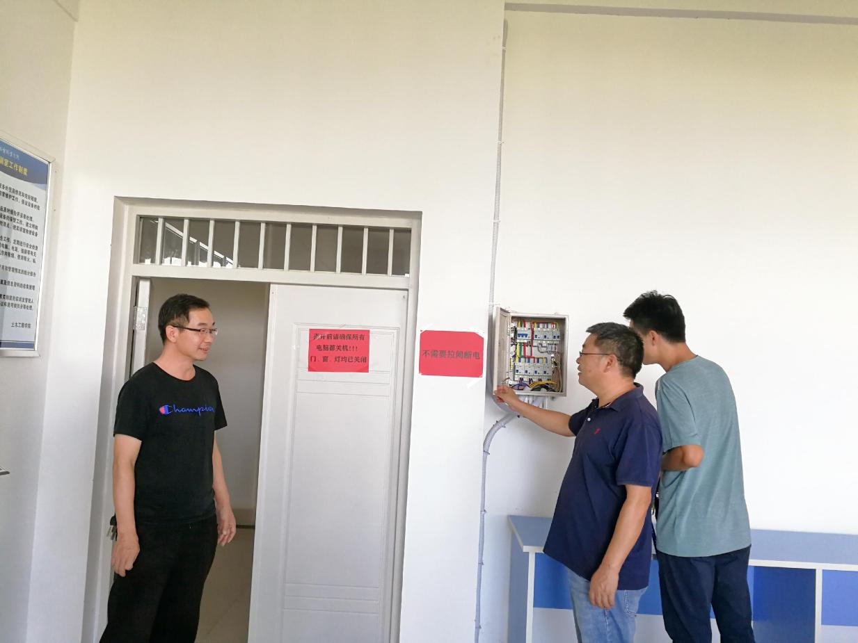 图片2.png 图片2.png