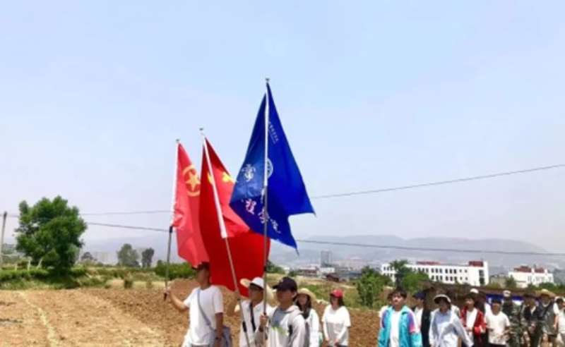 图片4.jpg 图片4.jpg